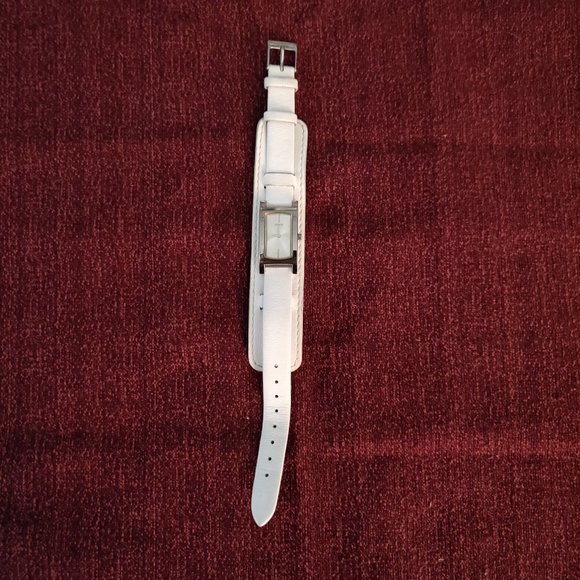 Amaze-Zing (B1) Sale!!  #223 Guess Watch - Picture 2 of 12